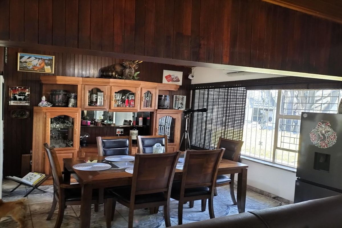 Stunning 3 bedroom home on the rivers edge in Lindequesdrift AH - Photo 4