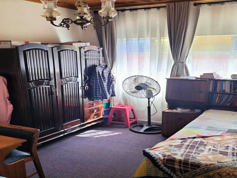 Spacious Property with Excellent Income Potential! - Photo 8