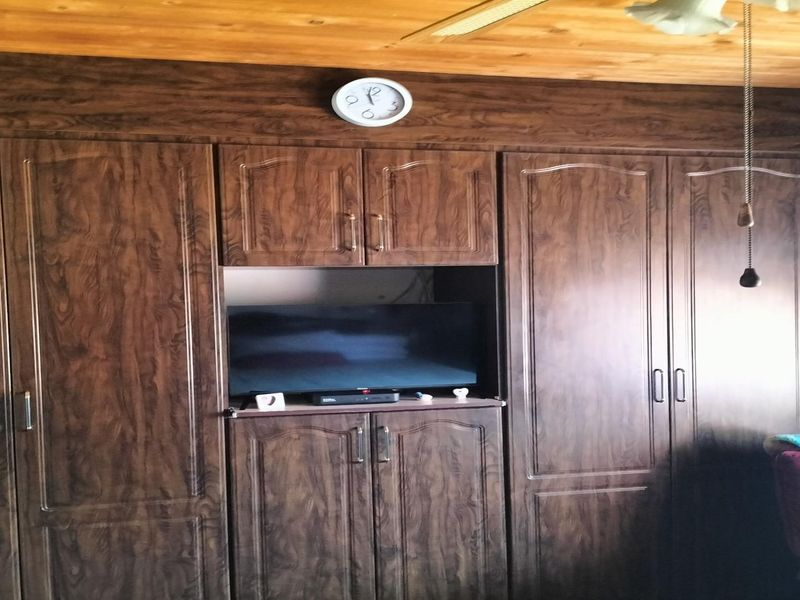 Spacious Property with Excellent Income Potential! - Photo 6