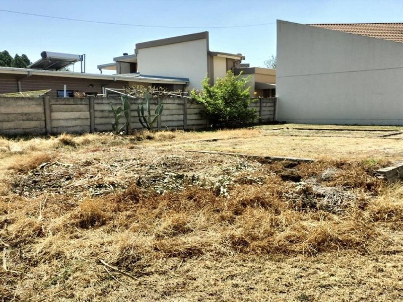 Wow what a bargain.  Build your dream house!! - Photo 5