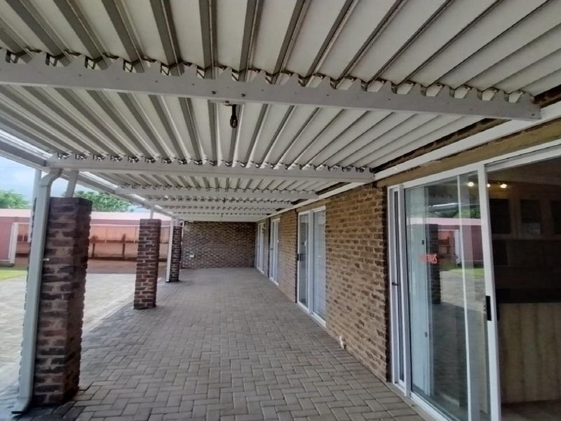 Weather for a holiday retreat or a permanent home at Vaal Marina - Photo 6