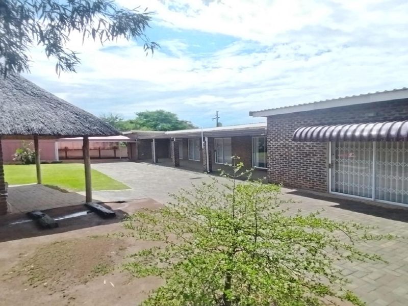 Weather for a holiday retreat or a permanent home at Vaal Marina - Photo 3
