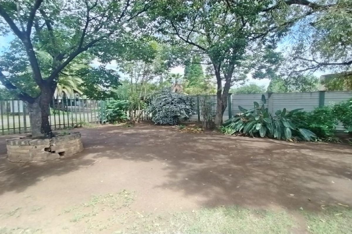 Weather for a holiday retreat or a permanent home at Vaal Marina - Photo 5