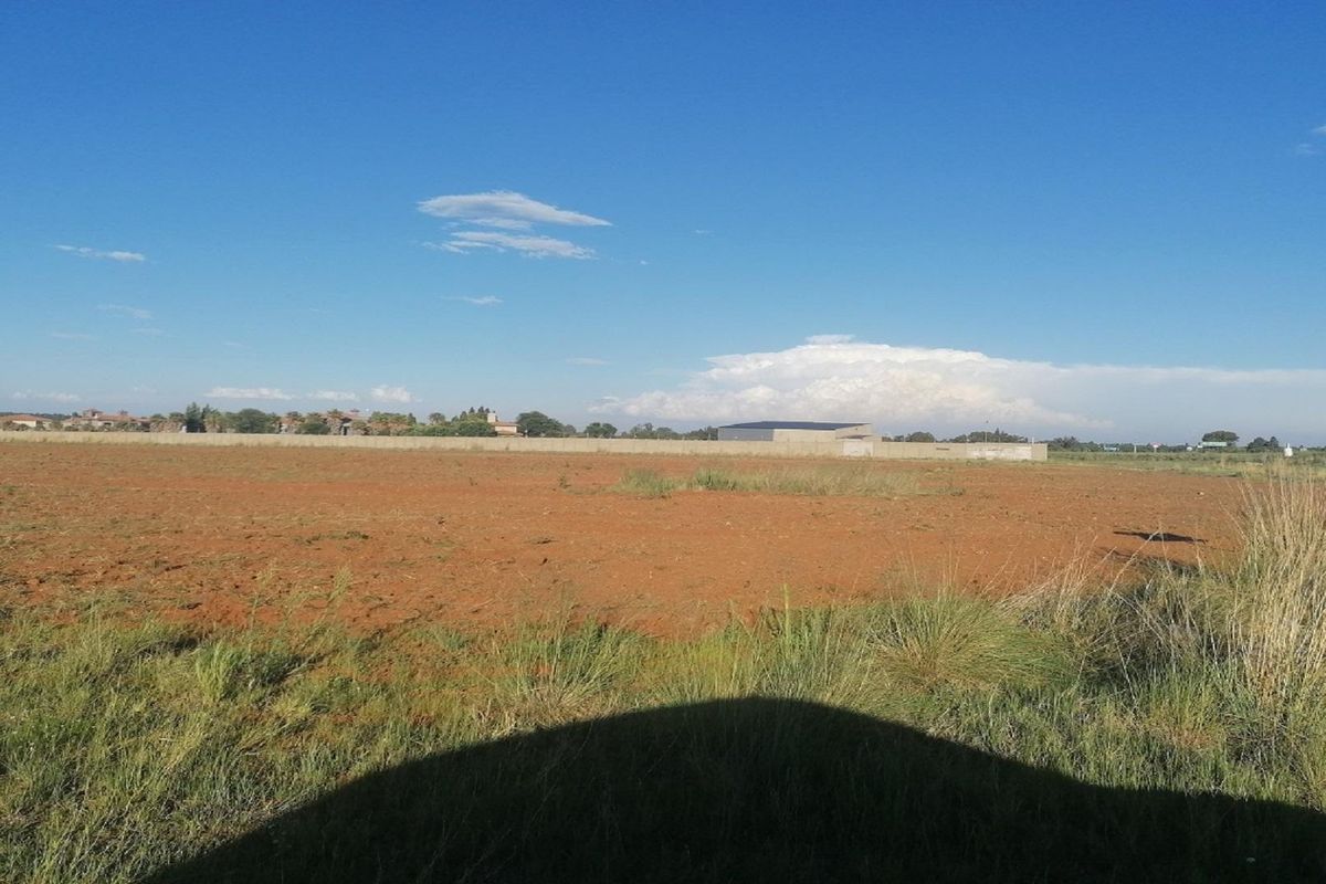 Vacant Land - IDEAL FOR DEVELOPMENT! - Photo 2
