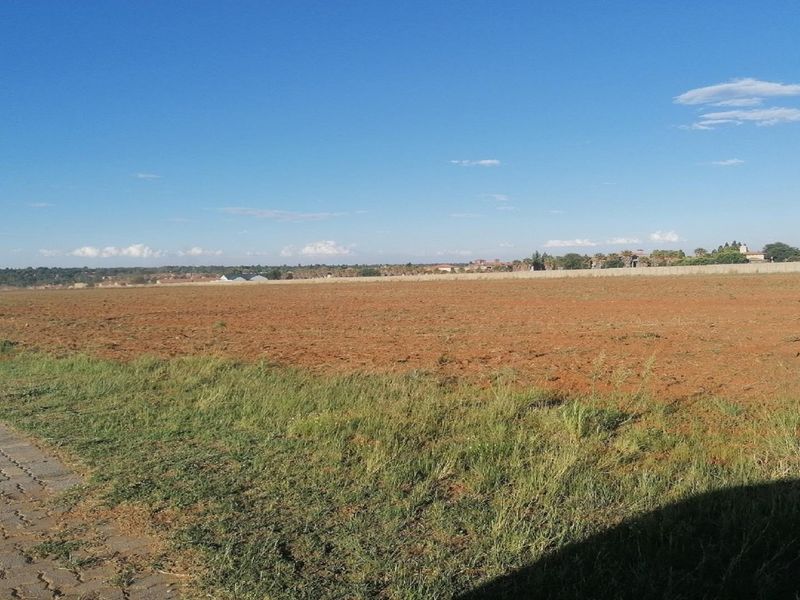Vacant Land - IDEAL FOR DEVELOPMENT! - Photo 3