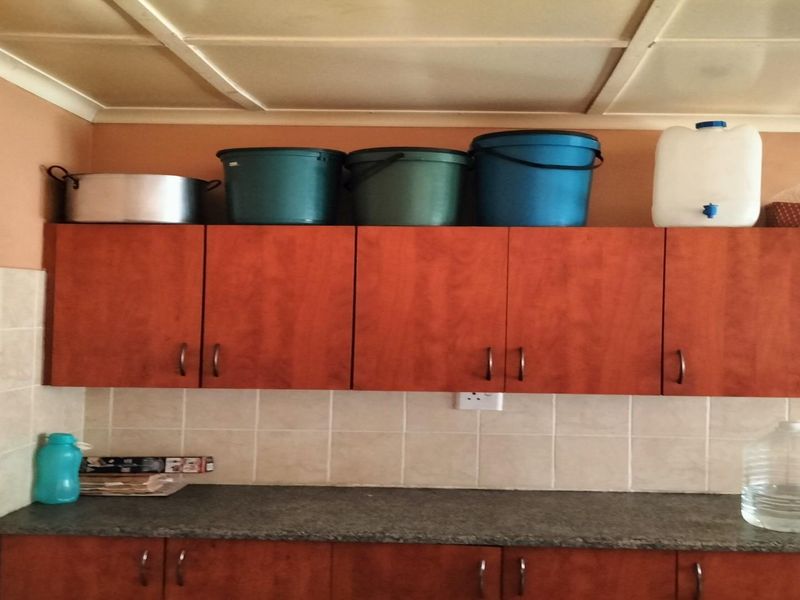 4 Bedroom House for sale! - Photo 9