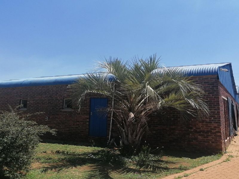 1-Bedroom Hangar with Function Facility Now on the Market! - Photo 5