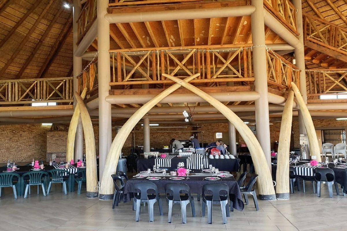 1-Bedroom Hangar with Function Facility Now on the Market! - Photo 2