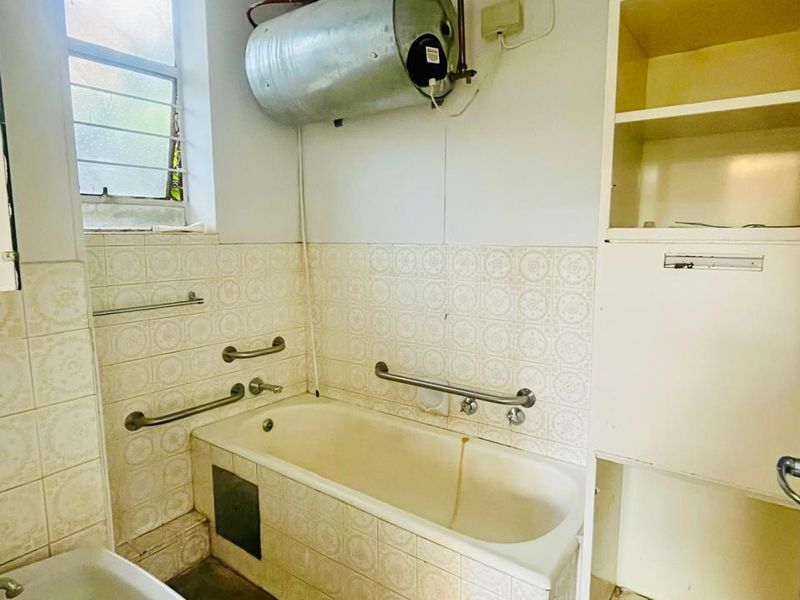 1 Bedroom Garden Unit for sale in Gresswold, Gauteng - Photo 4