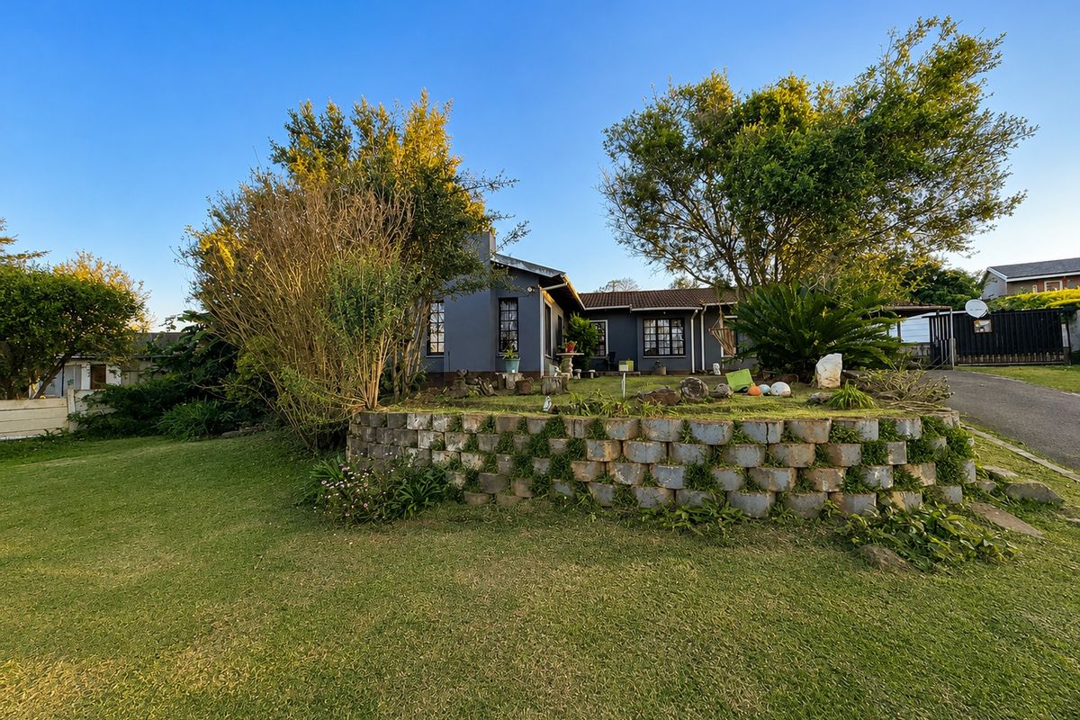 Your Perfect 3- Bedroom Home Awaits in Popular Lincoln Meade - Photo 3