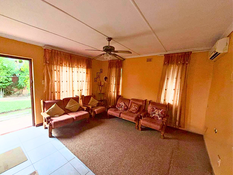 Comfort, Space and Value – 3-Bedroom Belfort Beauty - Photo 2