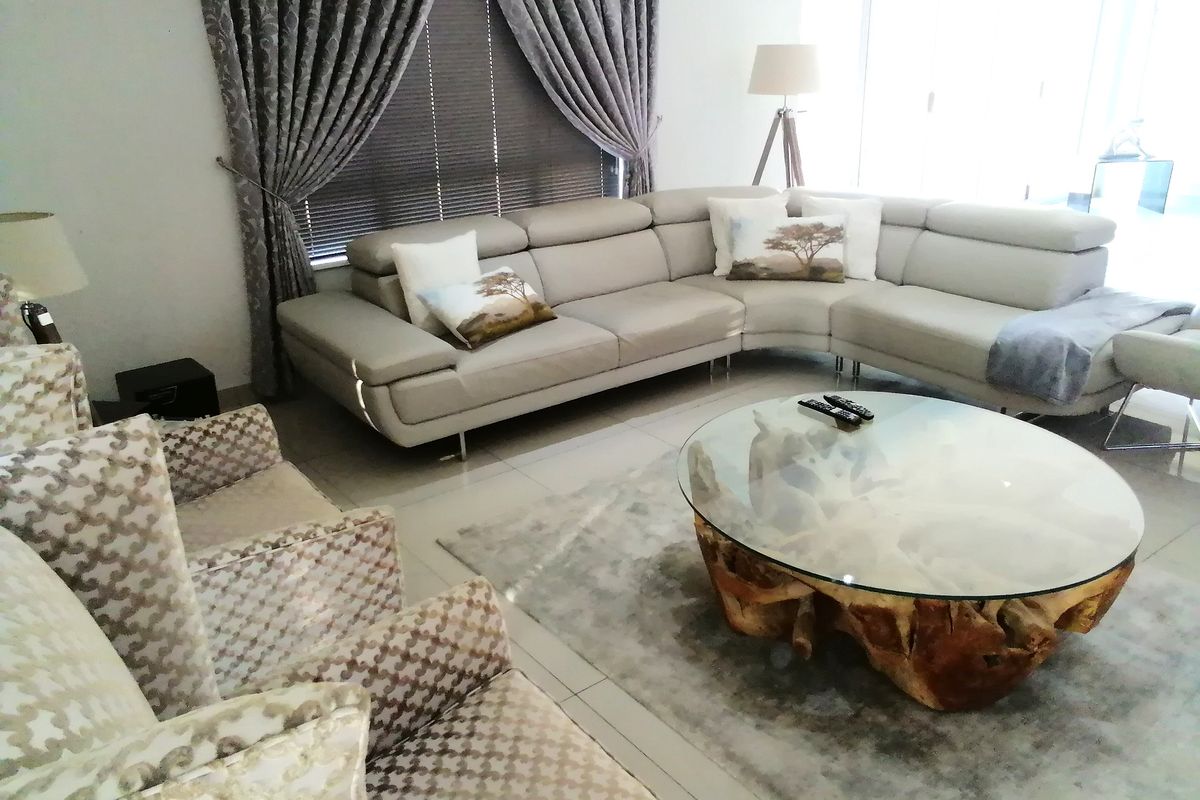 Prestondale Prestige, A Four Bedroom Residence Crafted for Exceptional Living!!! - Photo 2
