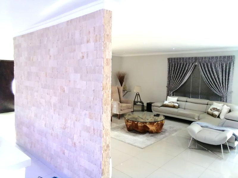 Prestondale Prestige, A Four Bedroom Residence Crafted for Exceptional Living!!! - Photo 5