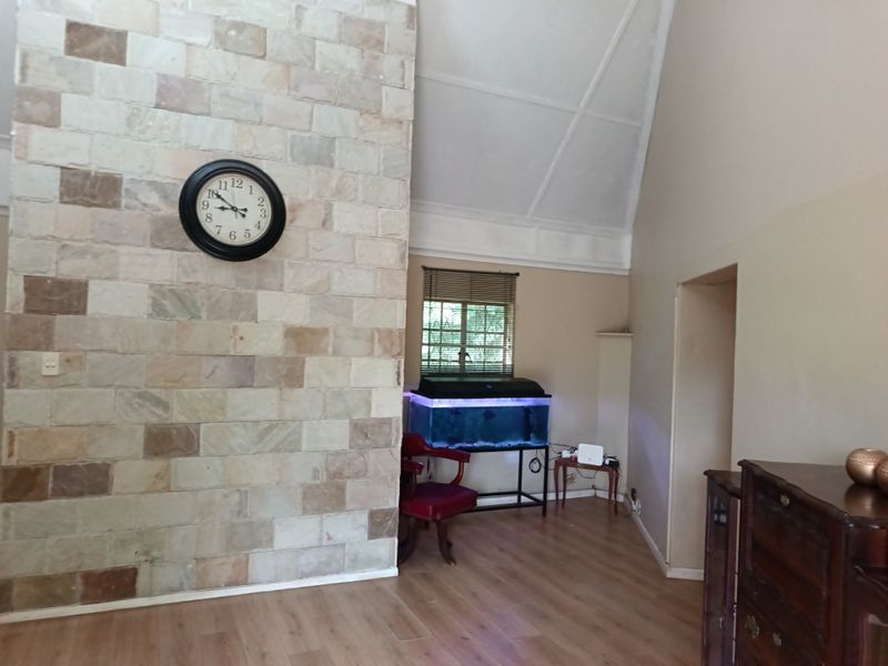 Charming 4-bedroom home for sale in Blackridge!!! - Photo 2