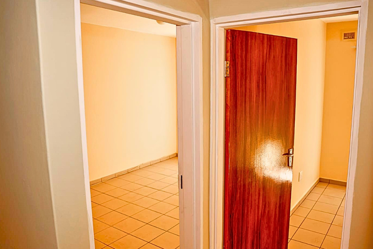 Spacious Two bedroom apartment in Raisethorpe, Pietermaritzburg, available for rent!!! - Photo 5
