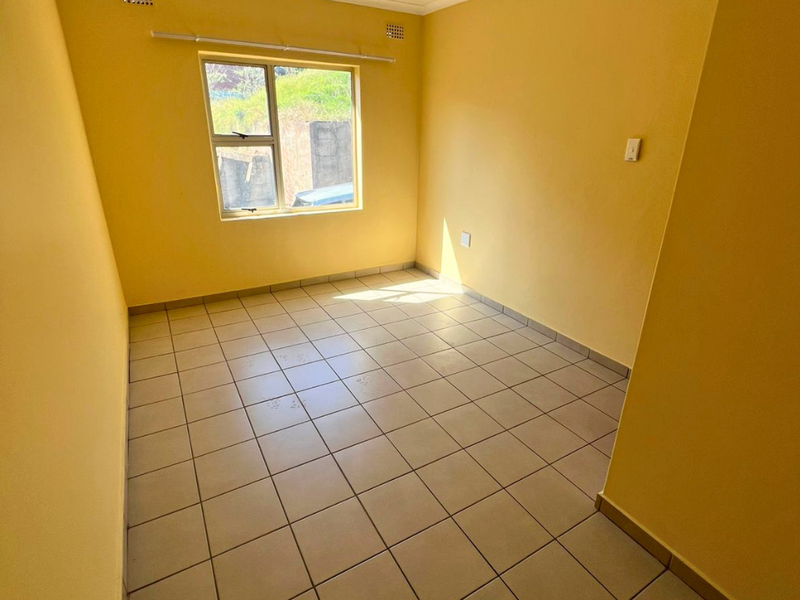 Spacious Two bedroom apartment in Raisethorpe, Pietermaritzburg, available for rent!!! - Photo 7