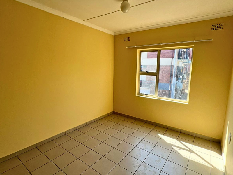 Spacious Two bedroom apartment in Raisethorpe, Pietermaritzburg, available for rent!!! - Photo 6
