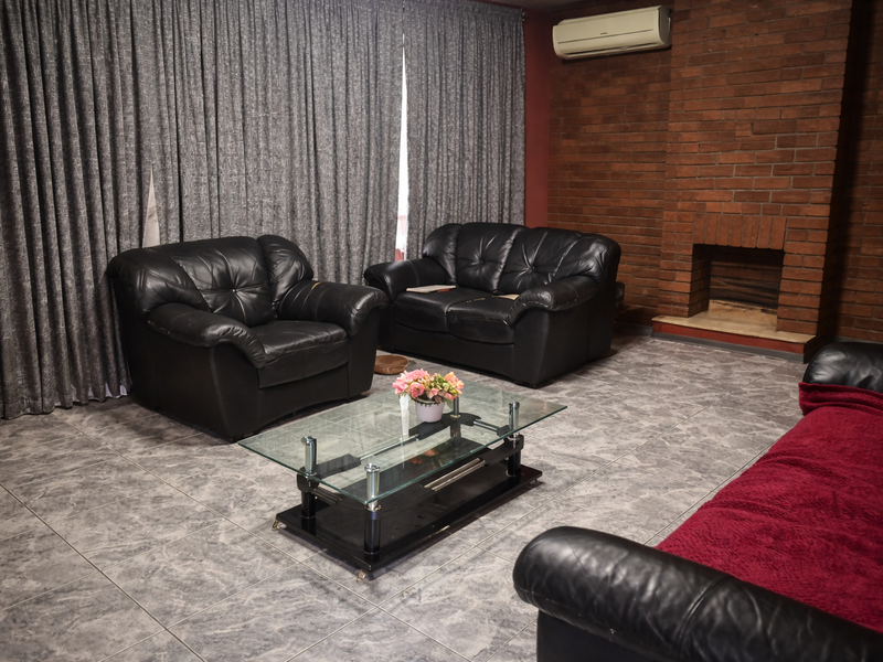 Your Next Chapter Starts Here – 3 Bedrooms in Raisethorpe - Photo 1