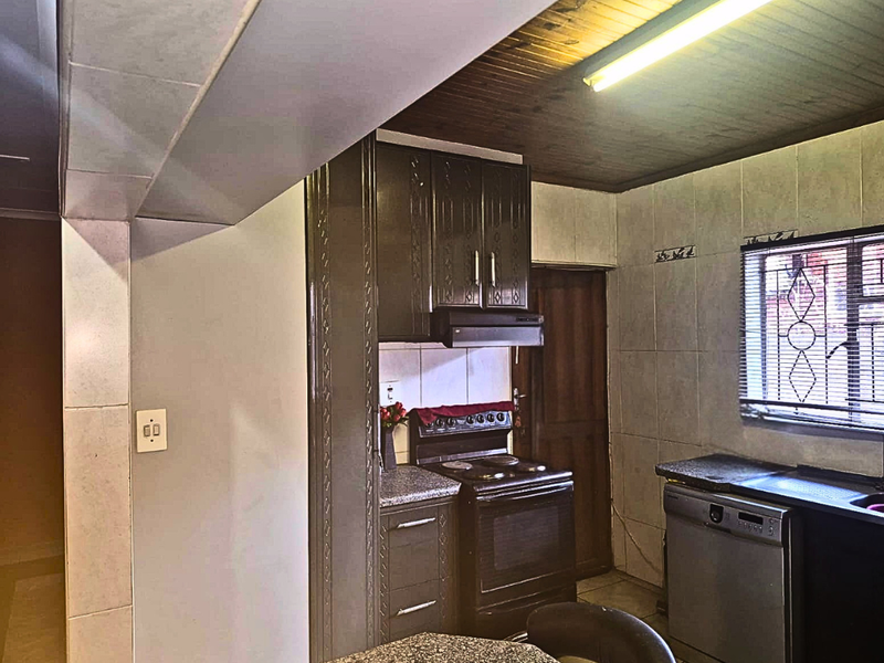 Your Next Chapter Starts Here – 3 Bedrooms in Raisethorpe - Photo 4