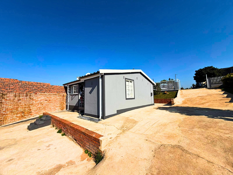 Comfort, Convenience & Value – A Charming 2-Bedroom Home - Photo 10