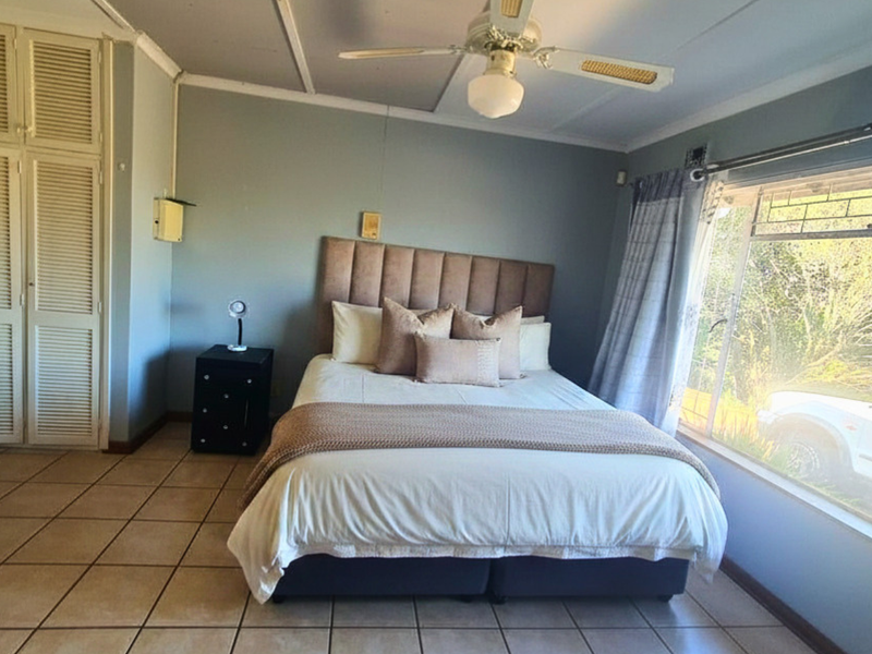 Elegance, Space and Comfort in a Prime Clarendon Setting - Photo 9