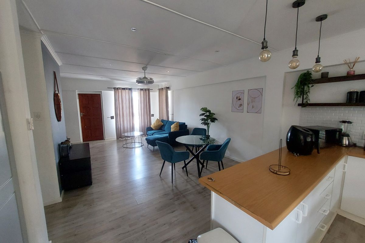 Lock-Up-and-Go Living in Clarendon - Photo 4