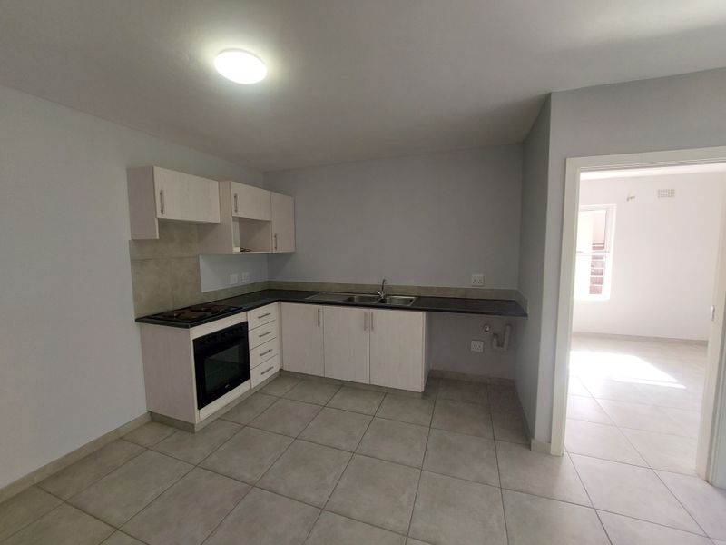 Contemporary 1-Bedroom Apartment in Chase Valley - Photo 1