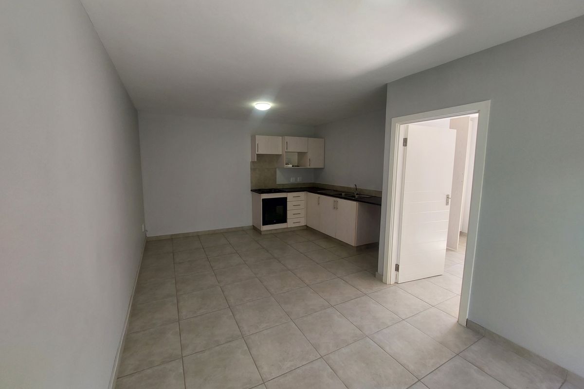 Contemporary 1-Bedroom Apartment in Chase Valley - Photo 2