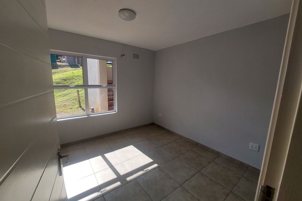 Contemporary 1-Bedroom Apartment in Chase Valley - Photo 4