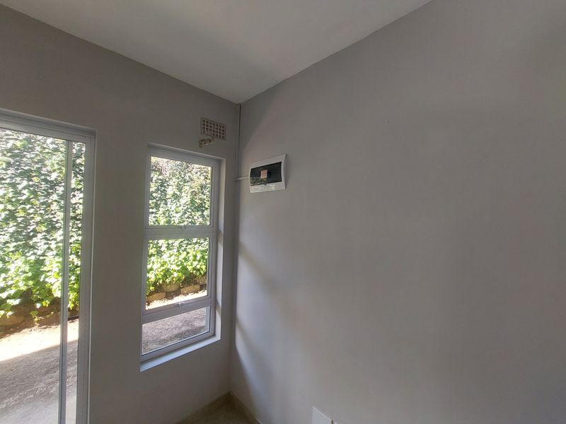 Contemporary 1-Bedroom Apartment in Chase Valley - Photo 7