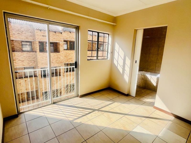 1 Bedroom Apartment for Sale in Ferndale, Randburg - Photo 8