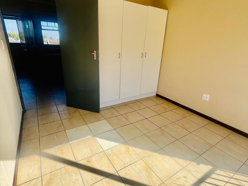 1 Bedroom Apartment for Sale in Ferndale, Randburg - Photo 6