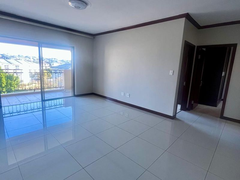 Luxurious 2 bedroom Apartment for sale in Midrand - Photo 3
