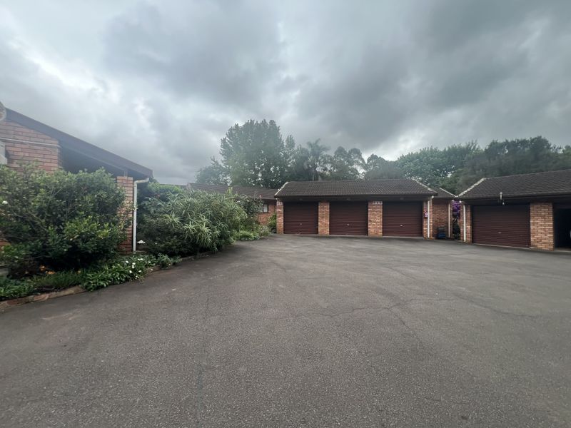 2 bedroom Retirement Townhouse for sale in Chase Valley!!! - Photo 8