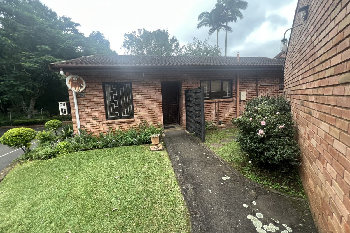 2 bedroom Retirement Townhouse for sale in Chase Valley!!! - Photo 3