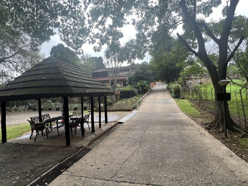 2 bedroom Retirement Townhouse for sale in Chase Valley!!! - Photo 4