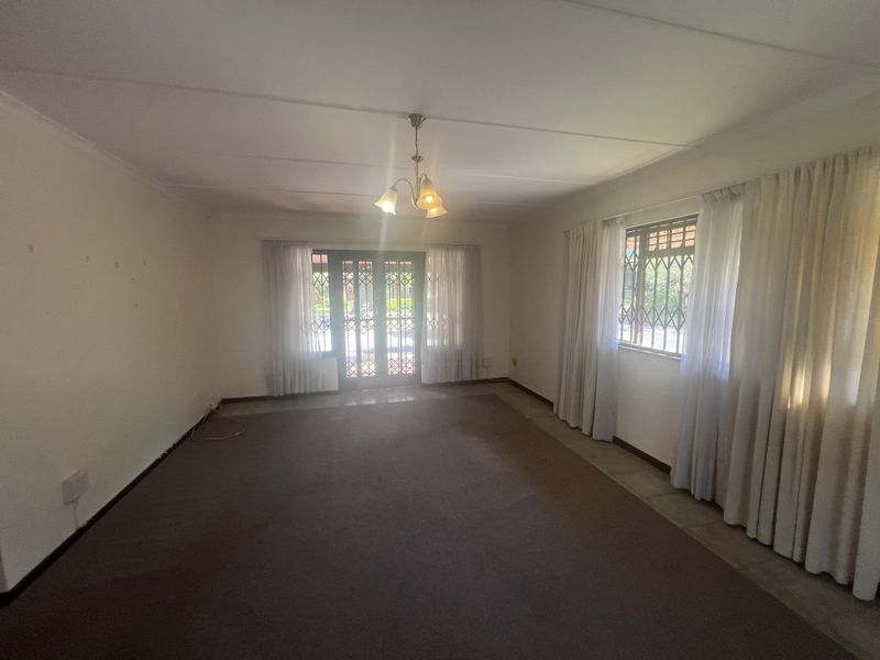 Immaculate 2-bedroom retirement unit for sale in serene Chase Valley - Photo 6