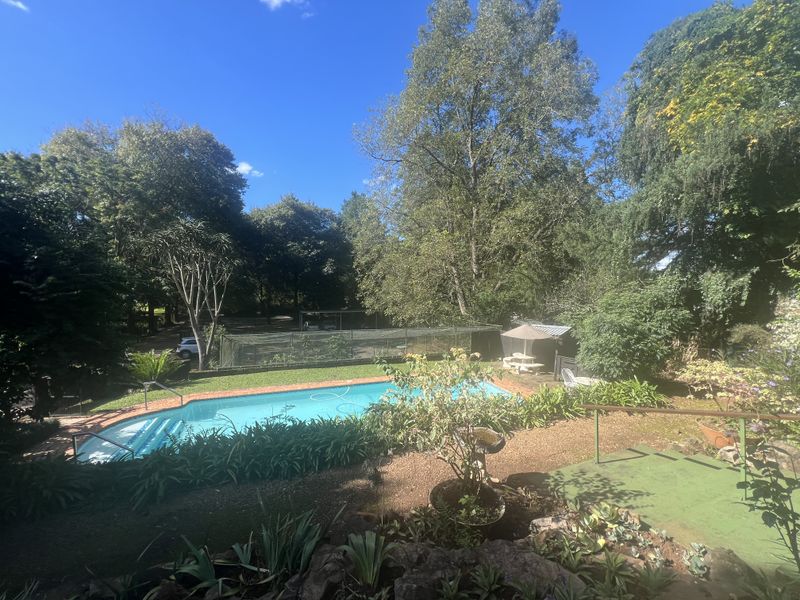 Immaculate 2-bedroom retirement unit for sale in serene Chase Valley - Photo 2