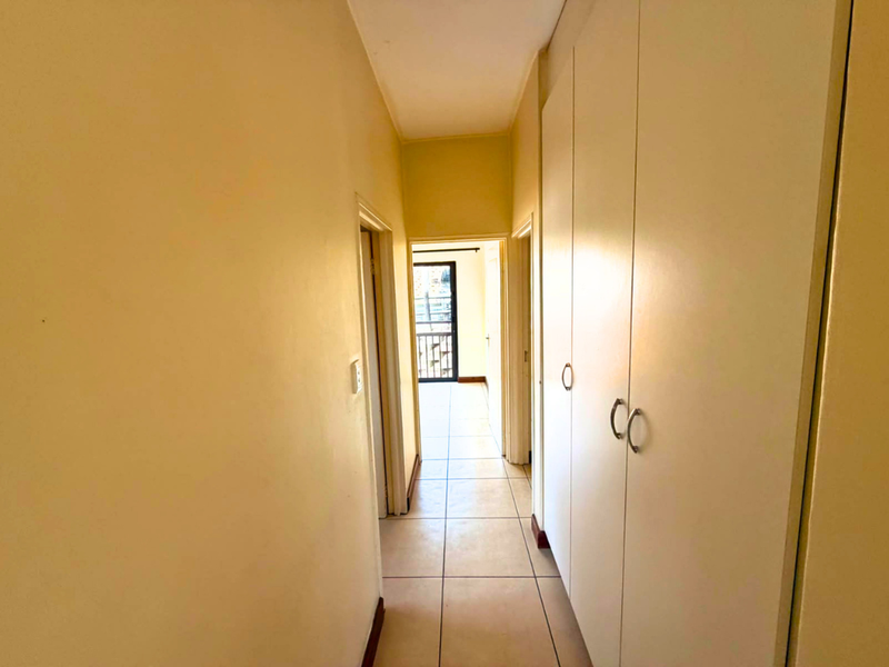 Your Modern Apartment Awaits You - Photo 4