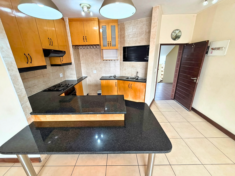 Your Modern Apartment Awaits You - Photo 2