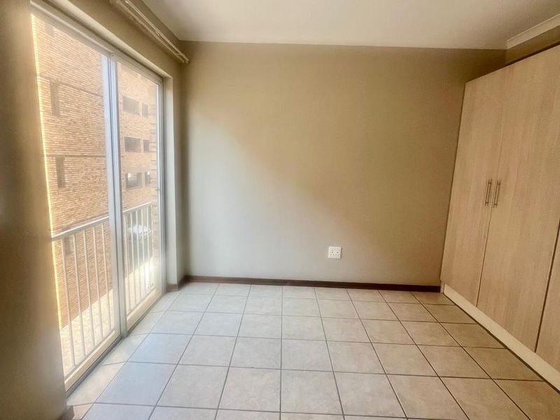 1 Bedroom Apartment for rent in Ferndale, Randburg - Photo 5