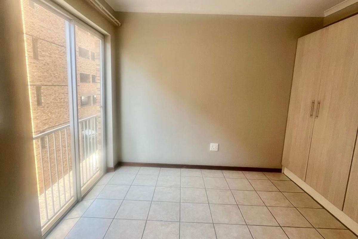 1 Bedroom Apartment for rent in Ferndale, Randburg - Photo 5