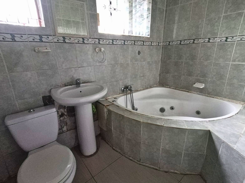 Space, Flow & Views, A Home Designed for Real Living in Raisthorpe!!! - Photo 8