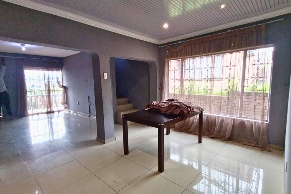 Space, Flow & Views, A Home Designed for Real Living in Raisthorpe!!! - Photo 4