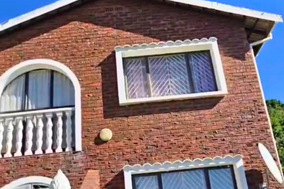 Sophisticated Family Living Starts Here, Three bedroom Home in Reservoir Hill!!! - Photo 3