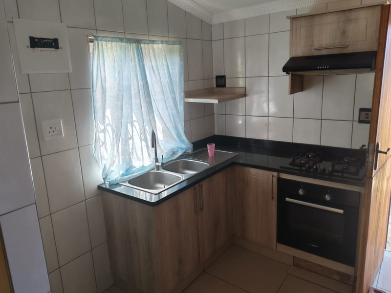 Neat 3-Bedroom Freehold Home in Northdale, Pietermaritzburg, Ideal for First Time Buyers!!! - Photo 3