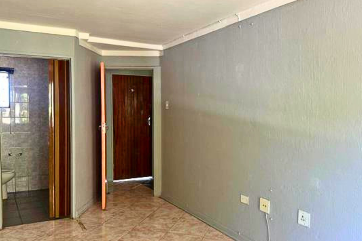 High Demand Bachelor Unit n Scottsville for sale!!! - Photo 5