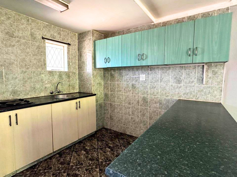 High Demand Bachelor Unit n Scottsville for sale!!! - Photo 3