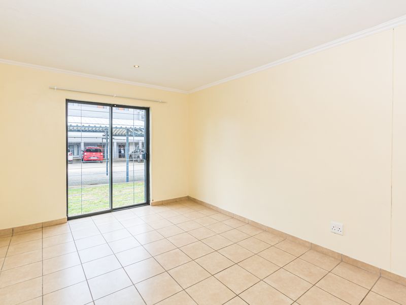 1 Bedroom 1 Bathroom Ground Floor Apartment for rent in Noordwyk, Midrand - Photo 7