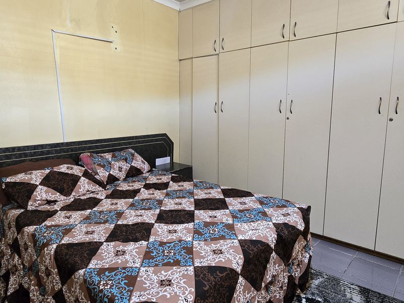 Designed for Effortless Everyday Comfort, 3 Bedroom Home in Northdale!!! - Photo 8